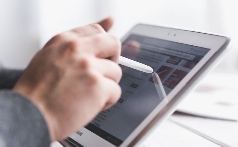 Contact page layout in WordPress with a heading, introductory text, and a message form section